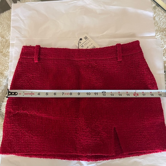 Zara Textured Mini Skirt - Picture 10 of 16
